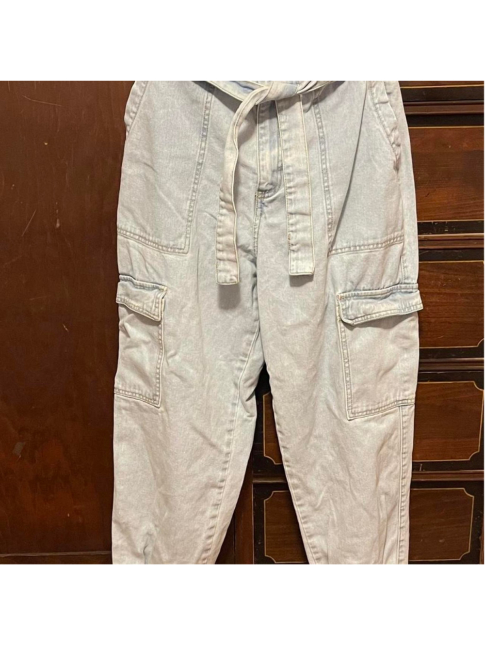 Stradivarius Light-Wash Denim Cargo Jogger Pants – High-Waisted Paperbag Utility
